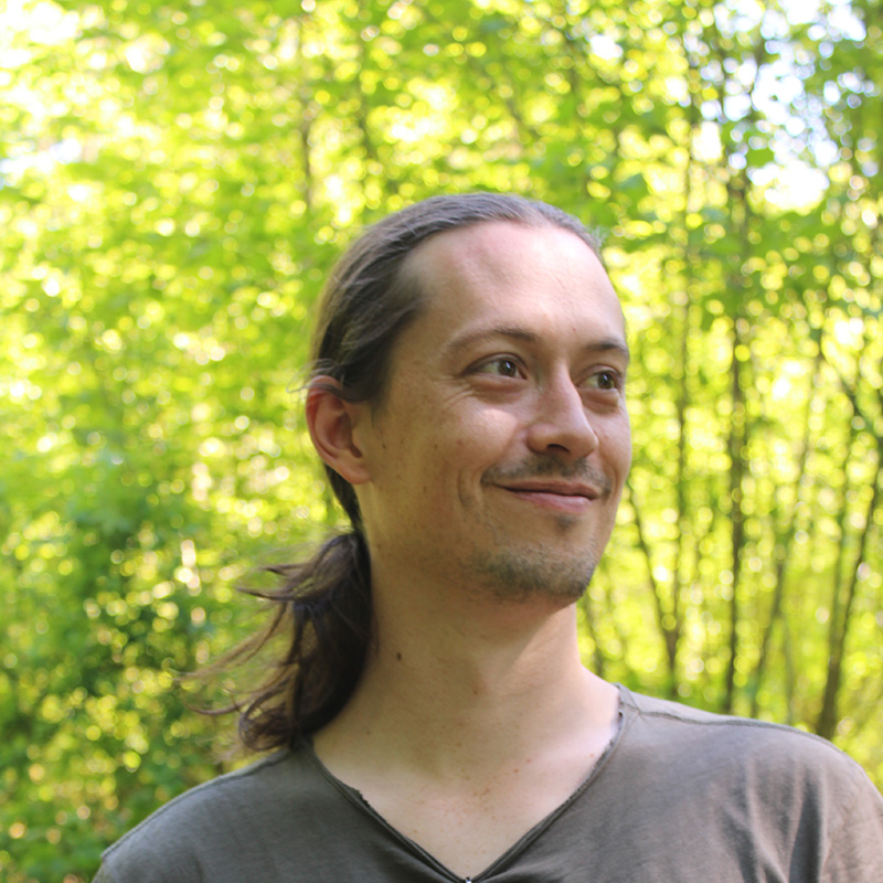 Hekladonia Ecologie urbaine Sol vivant Sol fertile Renaturation Sites et sols pollué biodiversité ecologie rivière